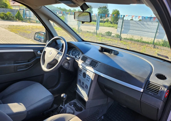 Opel Meriva cena 6900 przebieg: 212345, rok produkcji 2004 z Piła małe 466